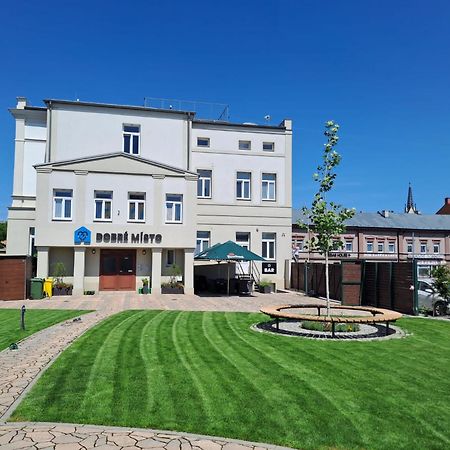 Dobré Místo Hotel Krnov Exterior foto
