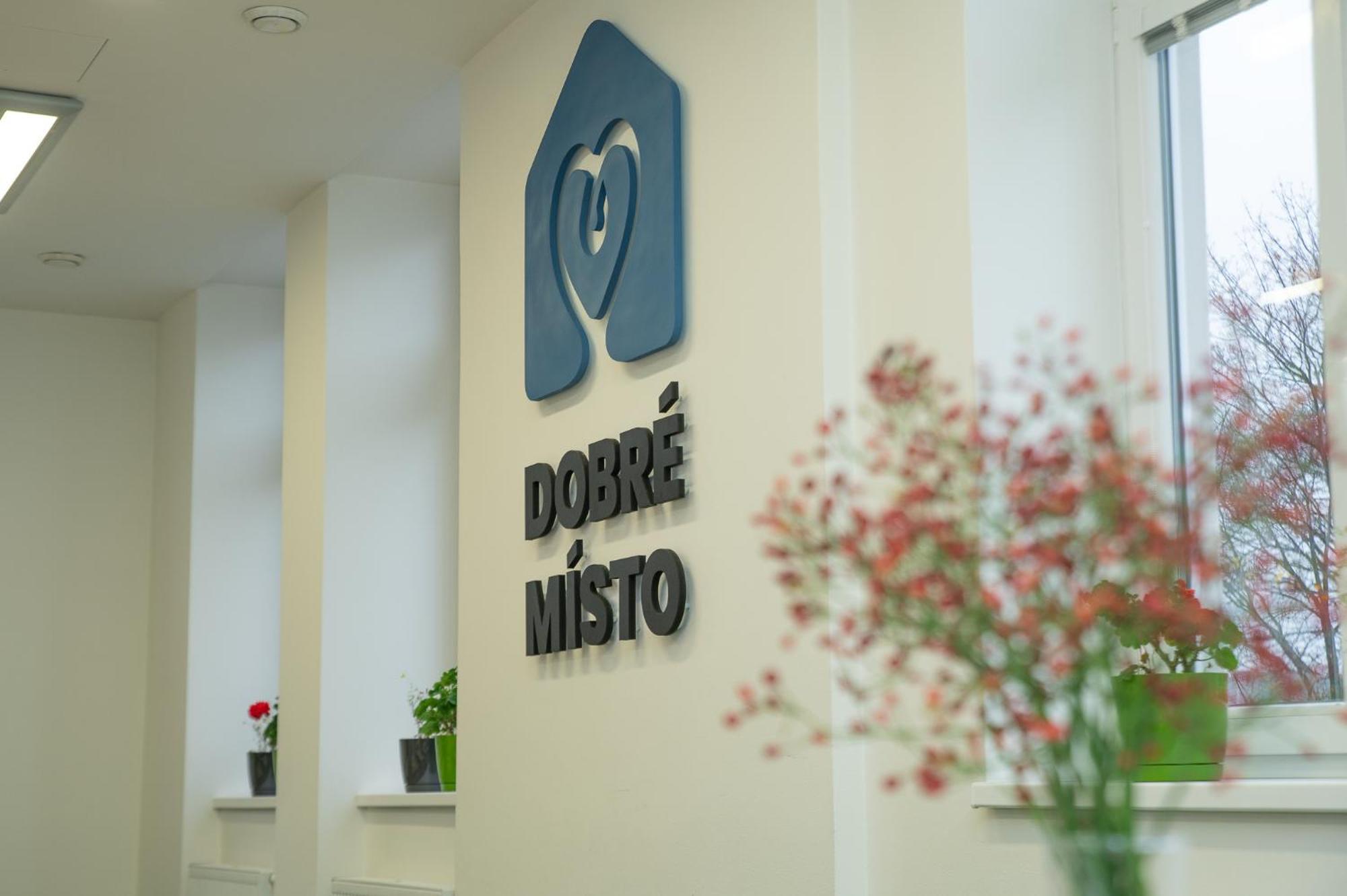 Dobré Místo Hotel Krnov Exterior foto